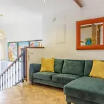 Living4malaga Art&light Attic *