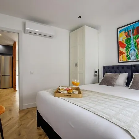 Living4malaga Art&light Attic Apartman Málaga