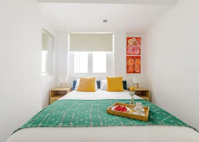 Apartamento Living4malaga Art&light Attic *